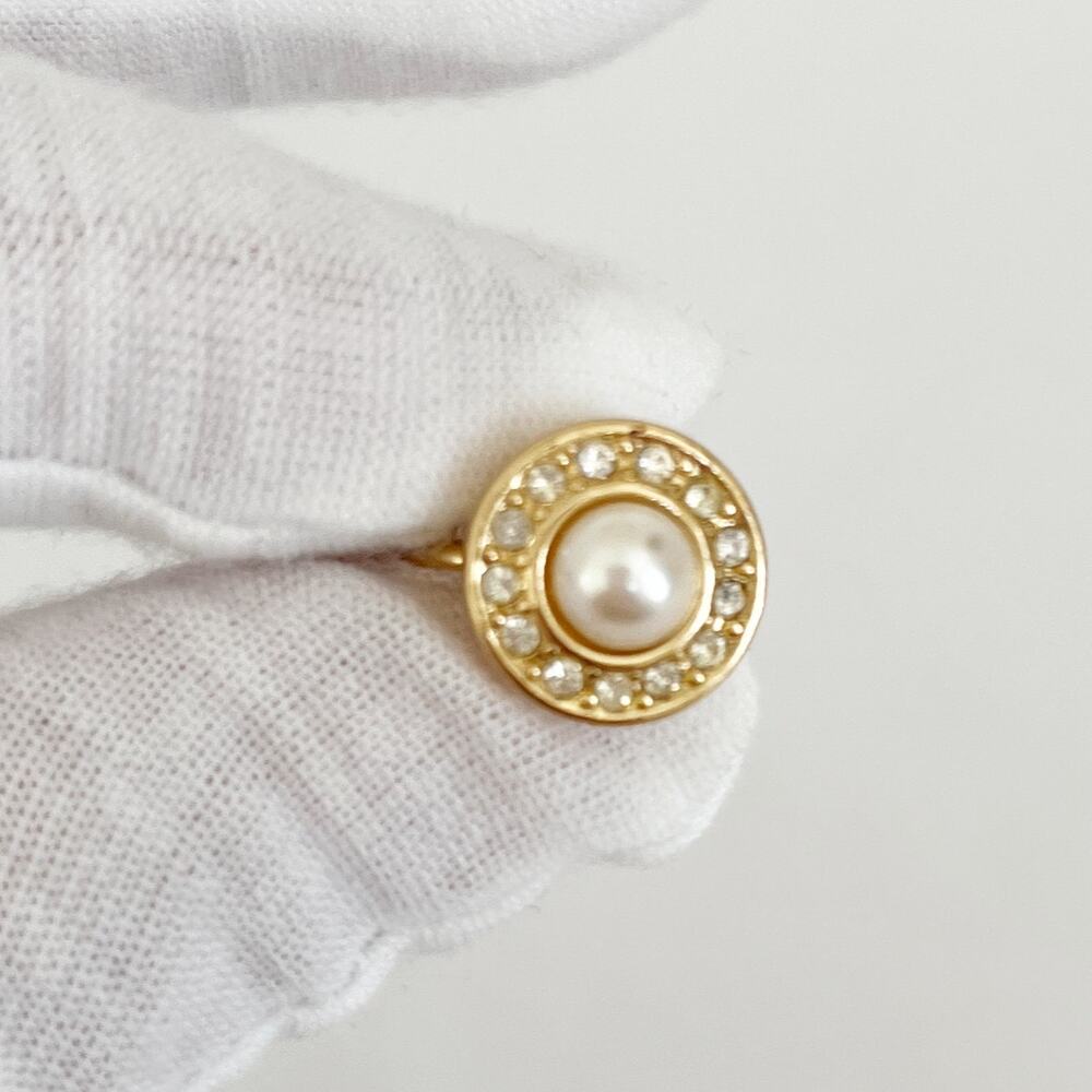 DIOR Vintage Clip-On Pearl Rhinestone Halo Earrings - Picture 9 of 13
